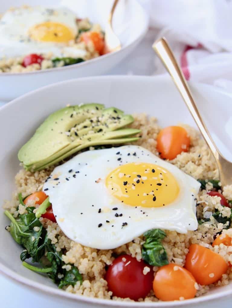 10 Minute Savory Quinoa Breakfast Bowl - Bowls Are The New Plates