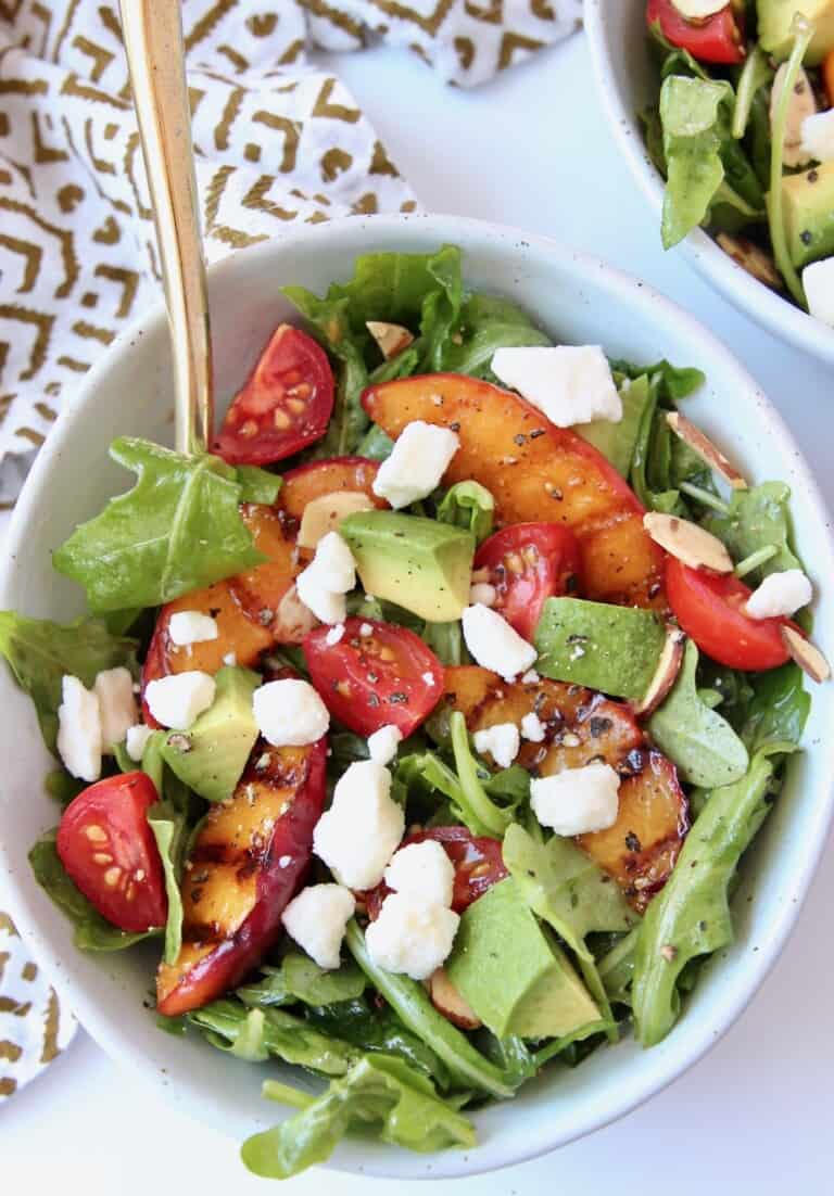 Grilled Peach Salad Recipe - Bowls Are The New Plates